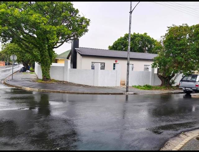 3 BEDROOM PROPERTY TO RENT IN PAROW NORTH